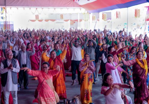 कोटिहोम उल्लासमय, कलाकारदेखि आयोग आयुक्तसम्मको सहभागिता