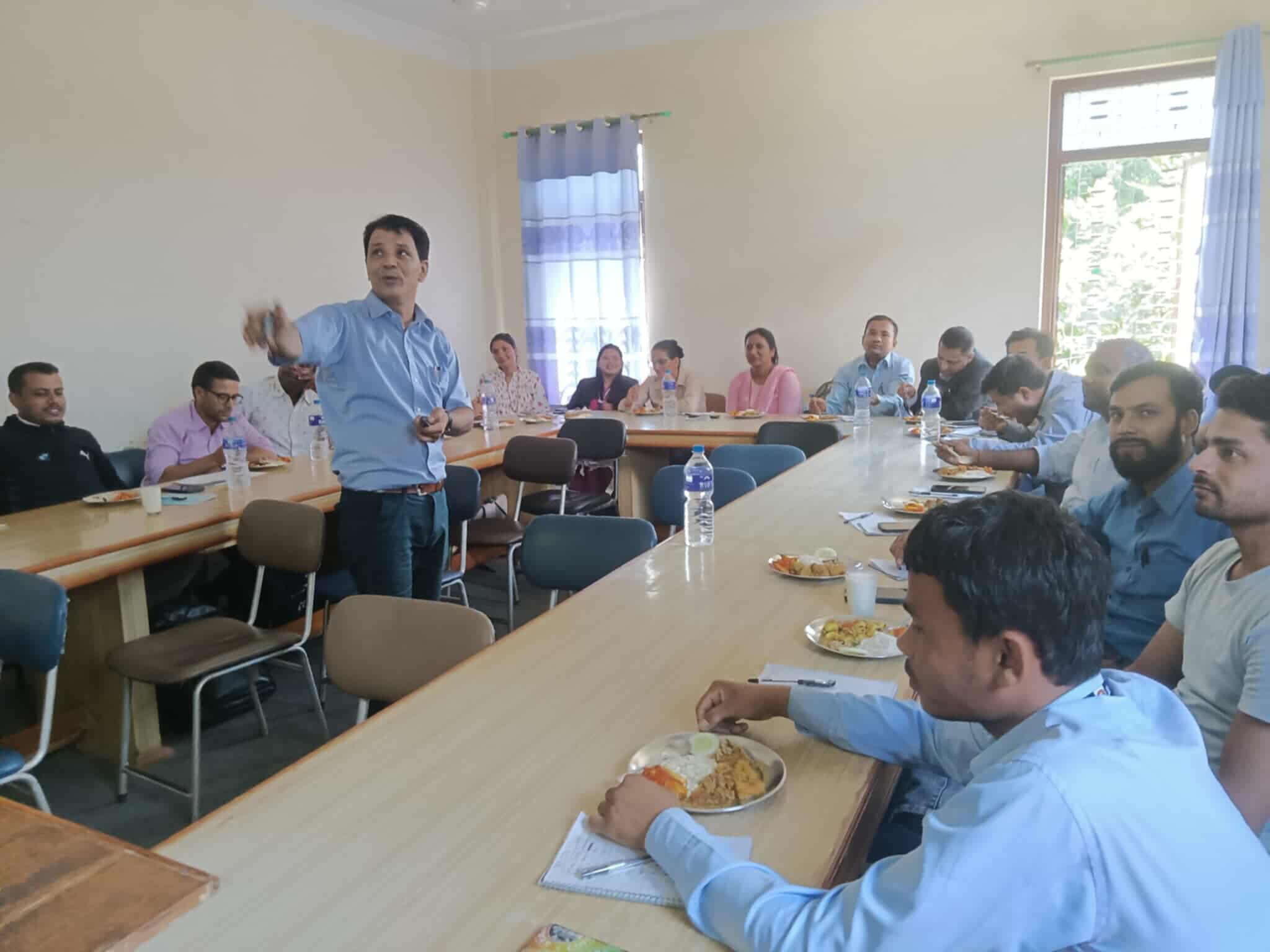 निमावि र मावि शिक्षकलाई सेवा प्रवेश तालिम प्रदान