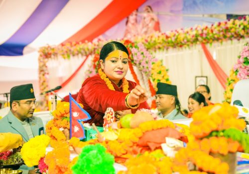 गुरुङ समुदायको पोसाकमा भागवत मञ्जरी राधिका दासी