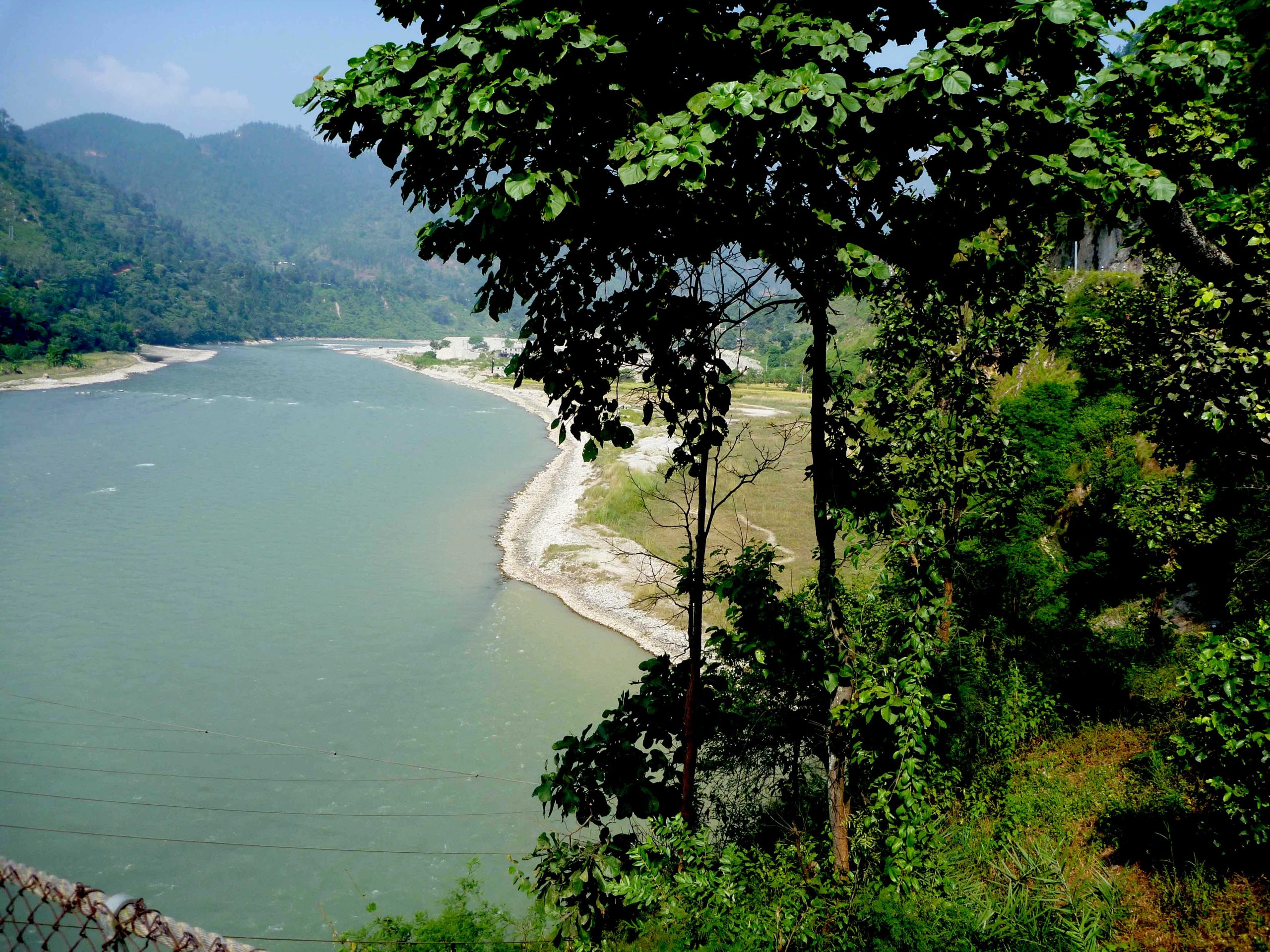 त्रिशूलीमा हामफालेर एक महिला बेपत्ता