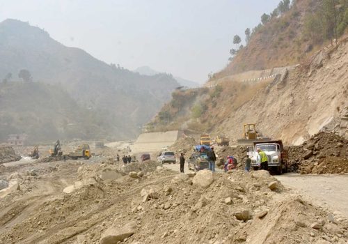 काभ्रे खण्डमा रातमा गाडी चलाउन रोक