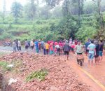 वडा भित्रका सडकहरु श्रमदानमार्फत सरसफाई