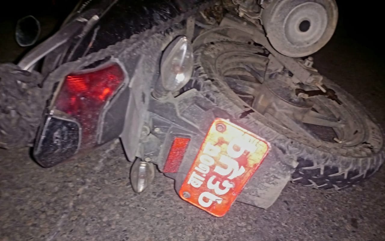 दुई मोटरसाइकल एकापसमा ठोक्किँदा एकजनाको मृत्यु, एकजना घाइते