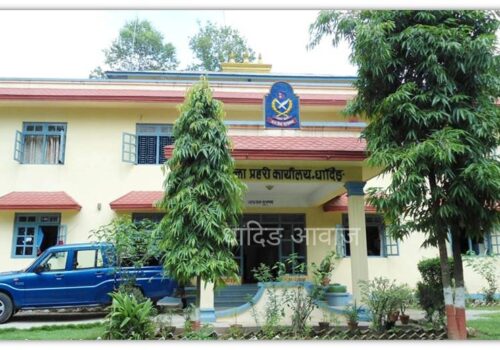 पूर्व वडाध्यक्ष र उनका छाेरा विरुद्ध जबरजस्ती करणी उद्योगसम्बन्धी जाहेरी दर्ता