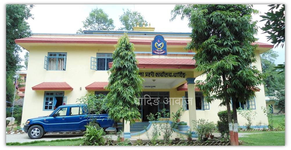 पूर्व वडाध्यक्ष र उनका छाेरा विरुद्ध जबरजस्ती करणी उद्योगसम्बन्धी जाहेरी दर्ता