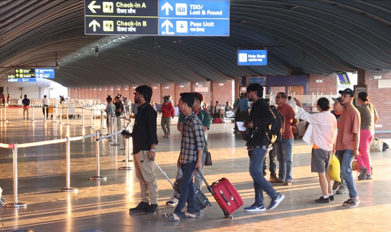 विदेश जाने श्रमिकको स्वास्थ्य परीक्षण र शुल्कसम्बन्धी नयाँ मापदण्ड खारेज